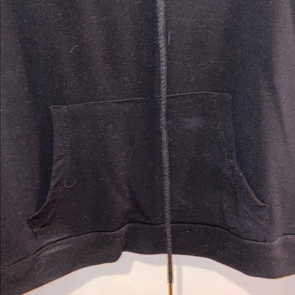 M//C black lightweight pullover - Picture 3 of 5
